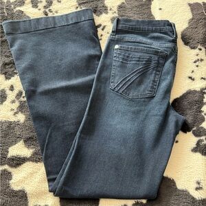 7 For All Mankind Dark Wash 27x32